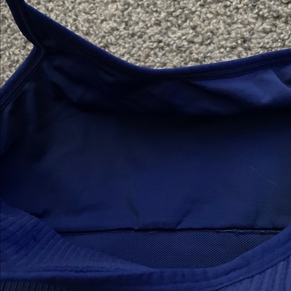 PINK Victoria's Secret Sports Bra - Picture 6 of 8